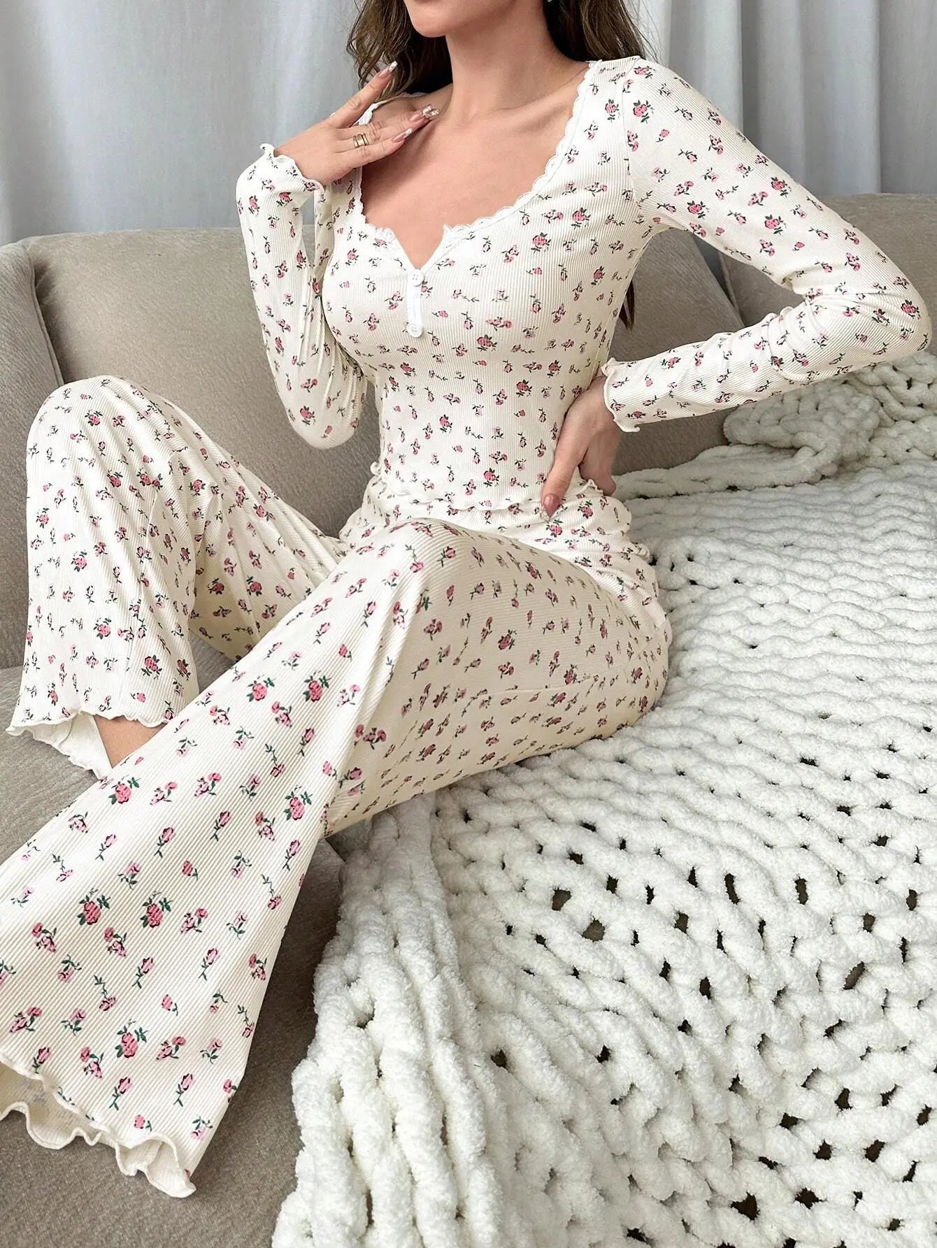 Pyjama Femme Long Fleuri – Ensemble Confort à Manches Longues